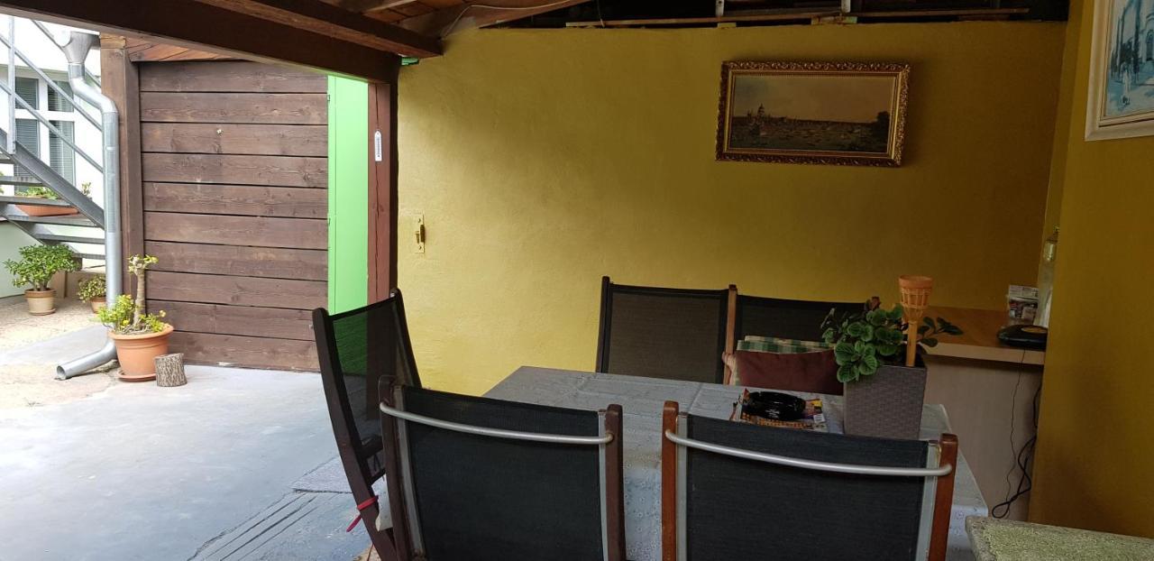 Apartmán KOI Appartamento Veltrusy Esterno foto