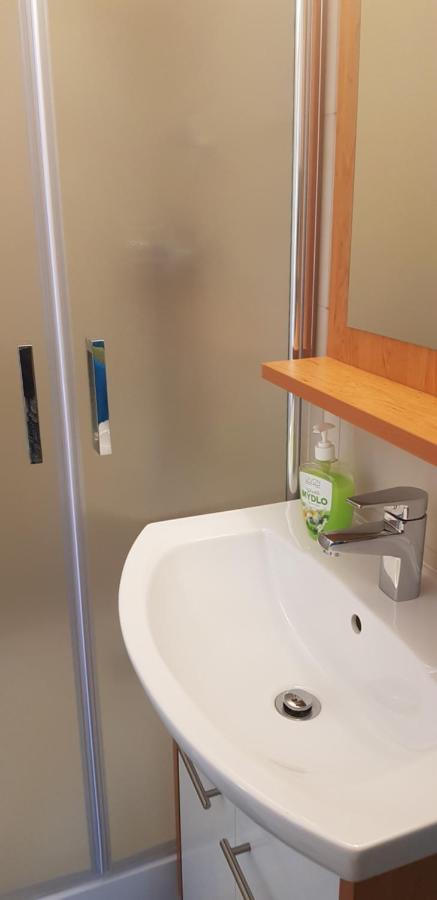 Apartmán KOI Appartamento Veltrusy Esterno foto